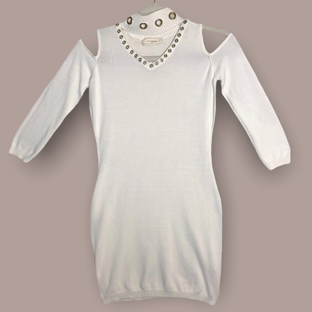 White Mid sleeve dress